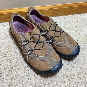 Clarks Pr!vo Brown Suede Slip-on Shoes 9 Privo